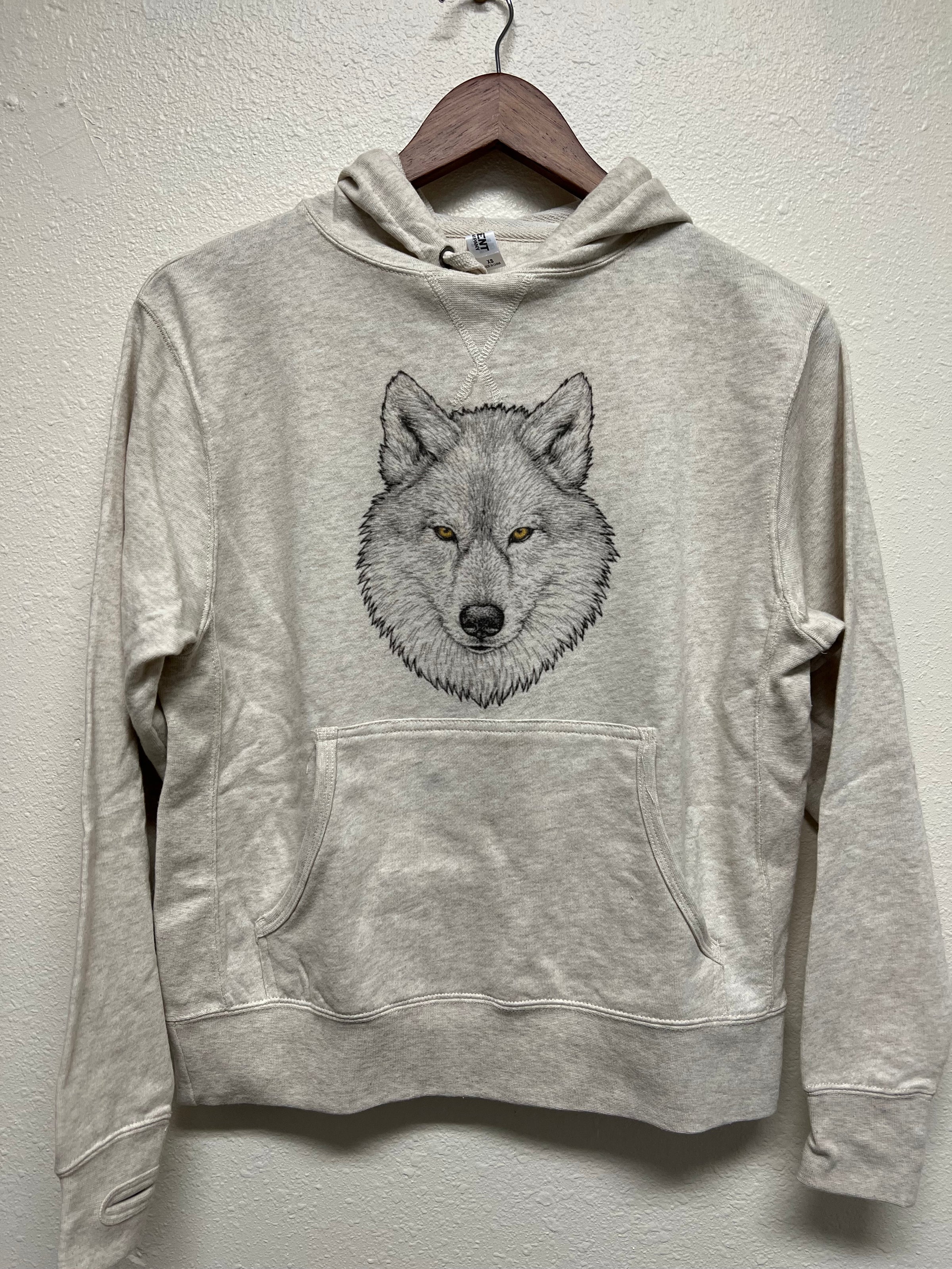 VEYA WOLF HOODIE | www.atelierorcas.com